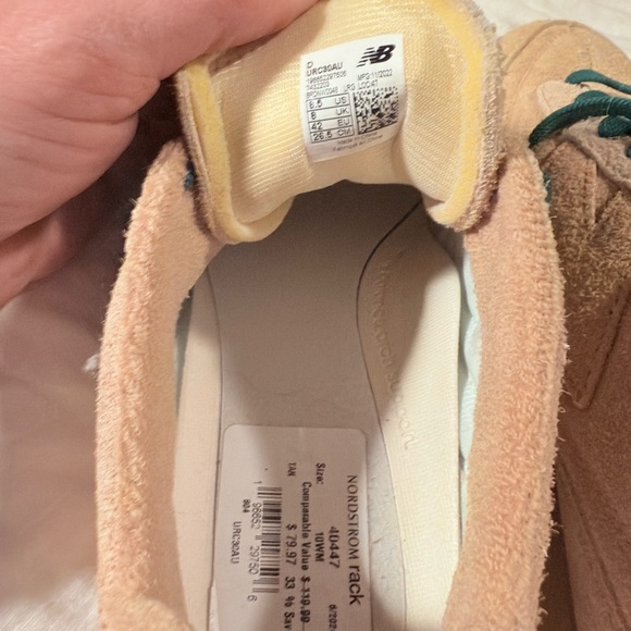 New Balance x AURALEE RC30 Tan Suede Shoes Green Laces VGC - Picture 6 of 7